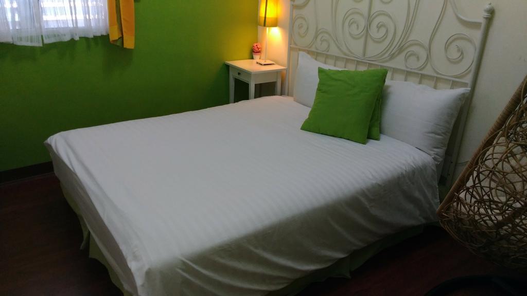 Breadtree Homestay Wujie Extérieur photo
